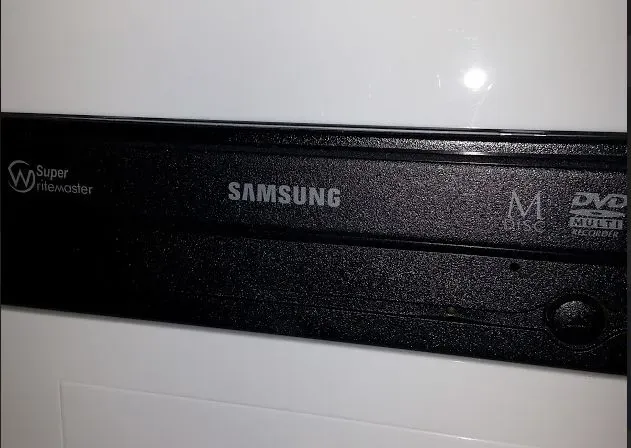 Cara Merakit Komputer PC Disertai Gambar